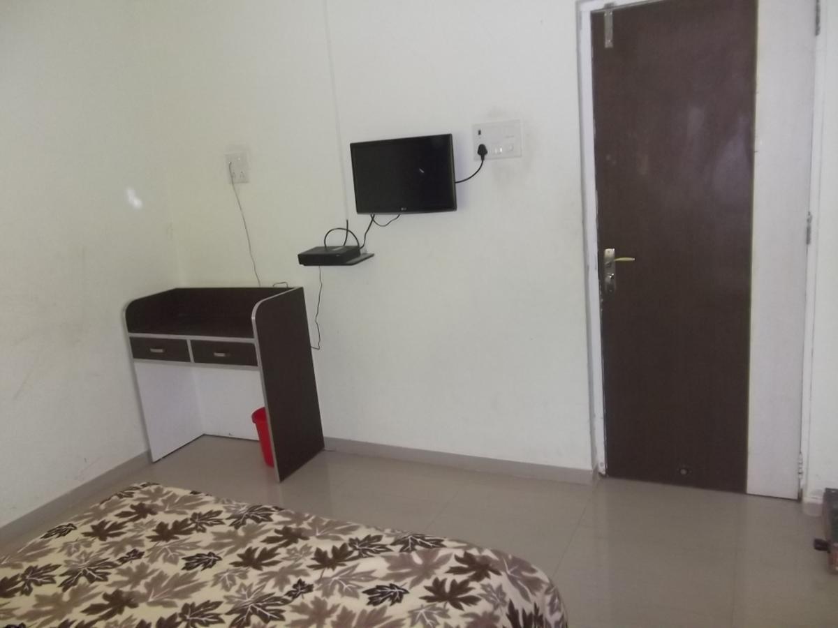 Hotel Rajyog Ranjangaon Ganpati Δωμάτιο φωτογραφία